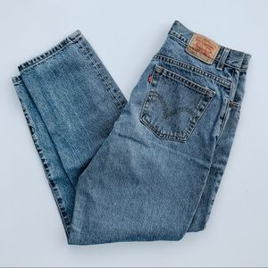 Vintage Levi’s 550 tapered reeled fit